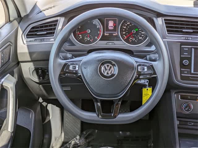 2019 Volkswagen Tiguan S 23