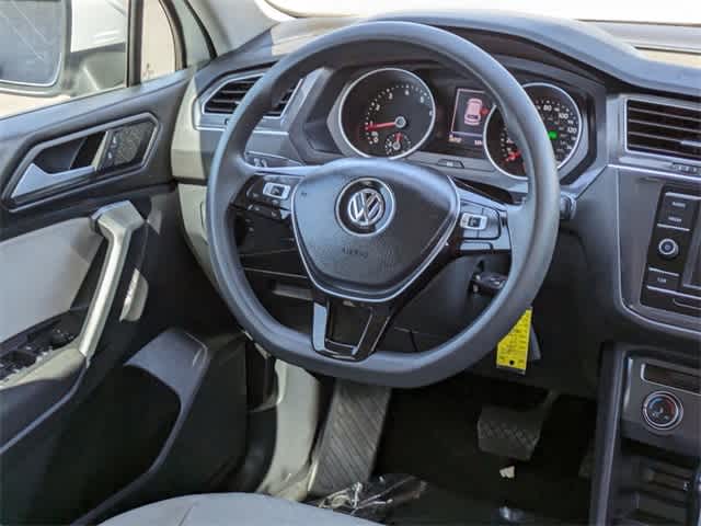 2019 Volkswagen Tiguan S 18