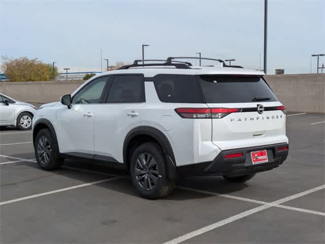 2025 Nissan Pathfinder SV 4