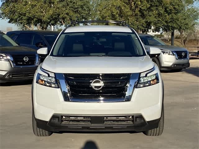 2025 Nissan Pathfinder SV 8