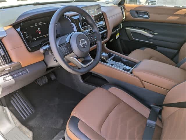 2024 Nissan Pathfinder Platinum 3