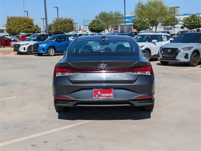 2021 Hyundai Elantra SEL 5