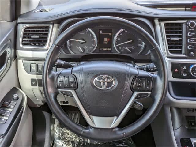 2018 Toyota Highlander Limited 24