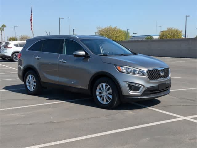 2016 Kia Sorento LX 8