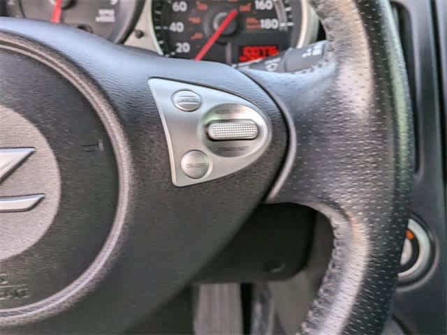 2015 Nissan 370Z BASE 22