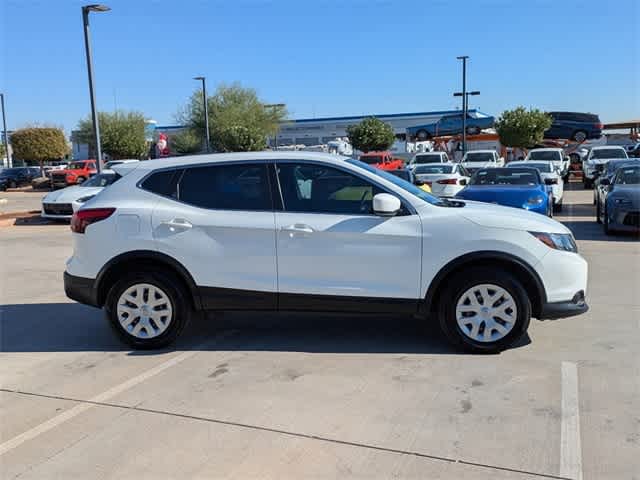 2018 Nissan Rogue Sport S 7