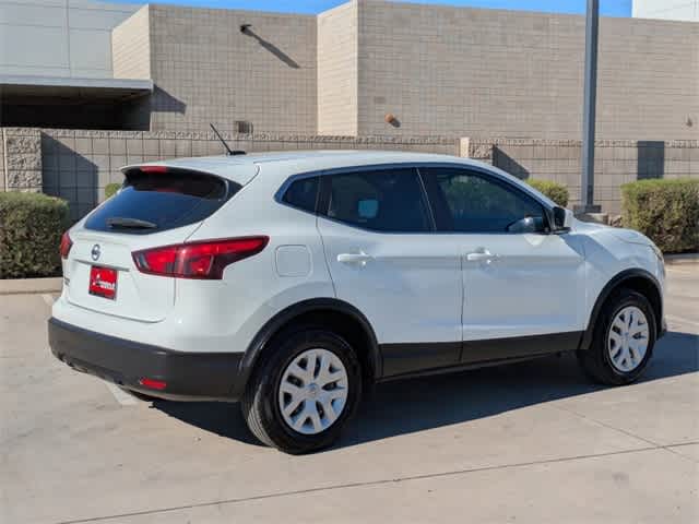 2018 Nissan Rogue Sport S 6