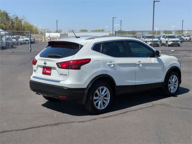 2017 Nissan Rogue Sport SV 6