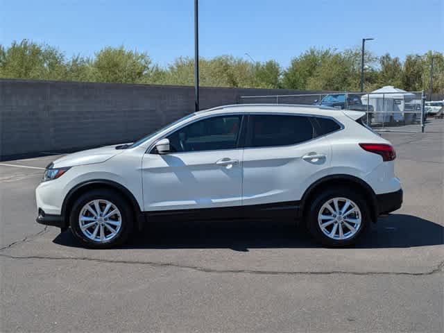 2017 Nissan Rogue Sport SV 3