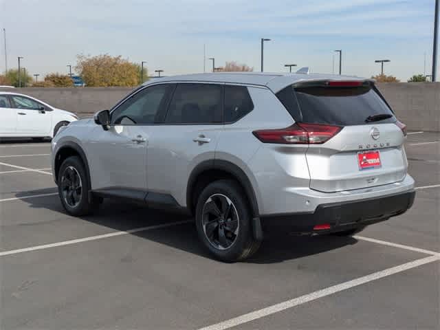 2025 Nissan Rogue SV 4