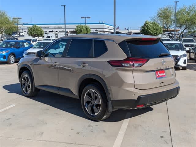 2024 Nissan Rogue SV 4