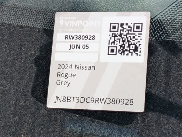 2024 Nissan Rogue Platinum 21