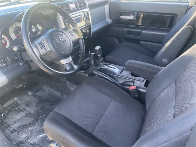 2014 Toyota FJ Cruiser BASE 2