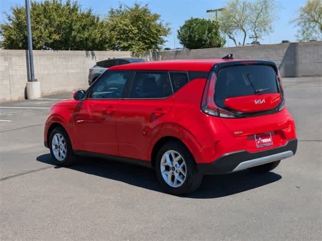 2023 Kia Soul LX 4