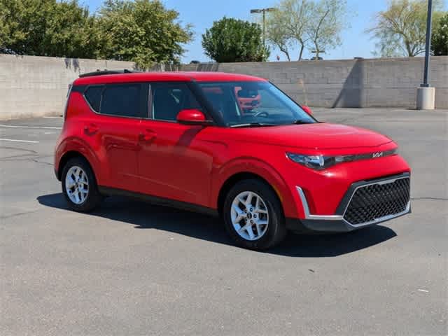 2023 Kia Soul LX 8