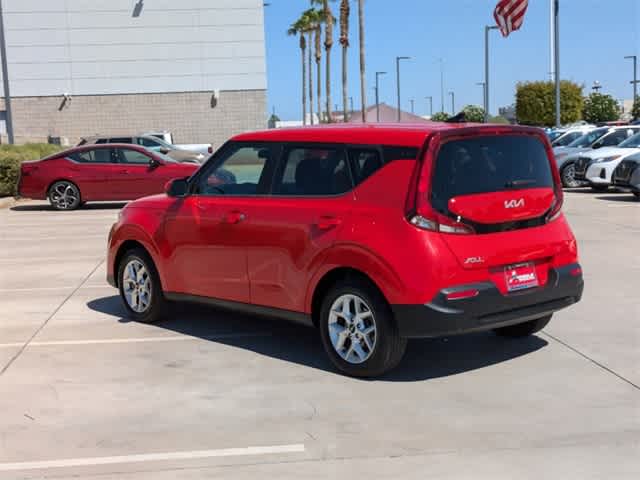 2022 Kia Soul LX 6