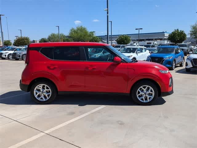 2022 Kia Soul LX 7