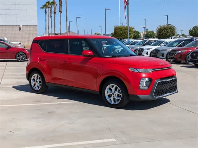 2022 Kia Soul LX 8