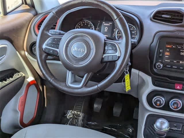 2015 Jeep Renegade Latitude 16