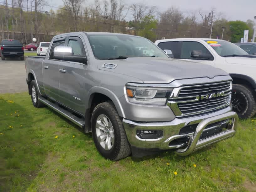 View vehicle photo 2