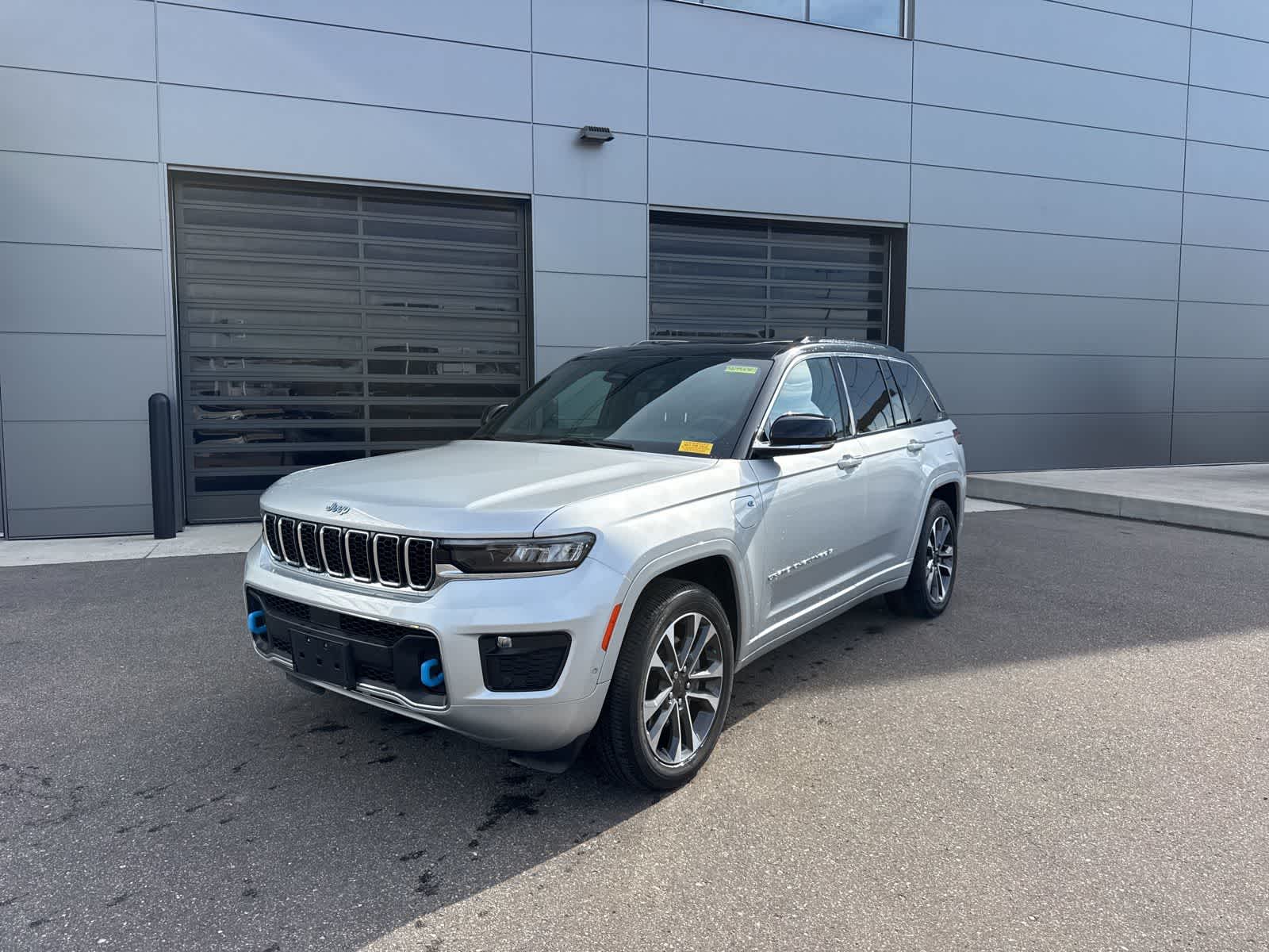 Silver Zynith 2023 Jeep Grand Cherokee 4xe Overland 4WD SUV / Crossover Four-Wheel Drive 8-Speed Automatic