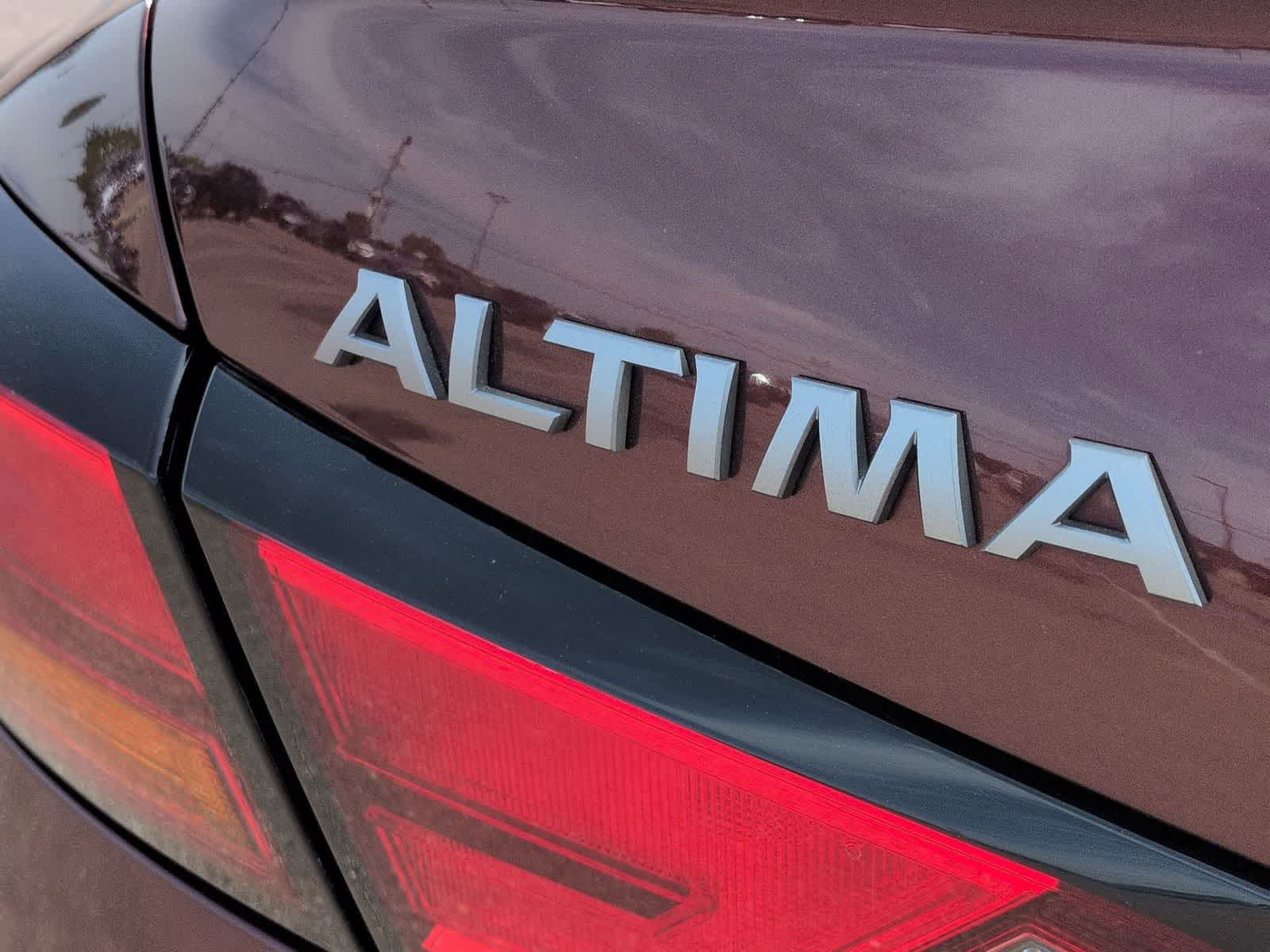2023 Nissan Altima #12