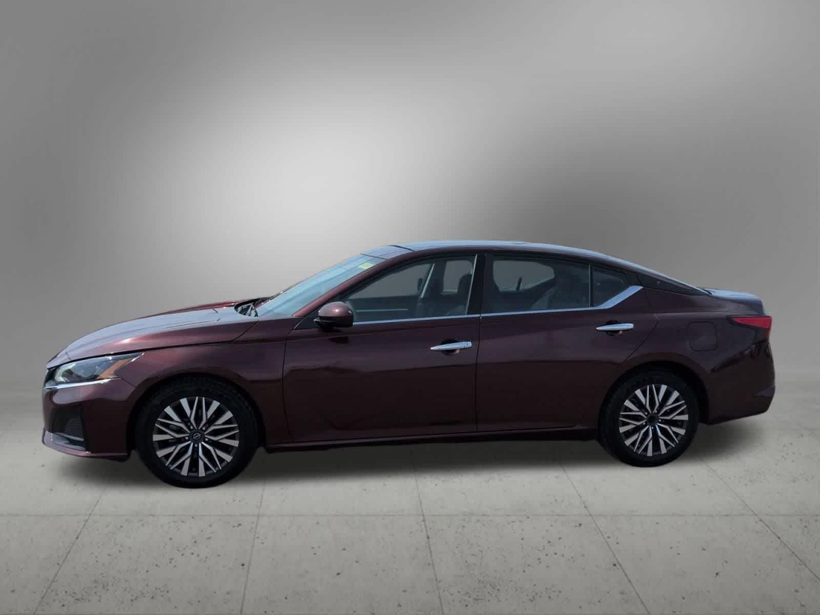 2023 Nissan Altima #3