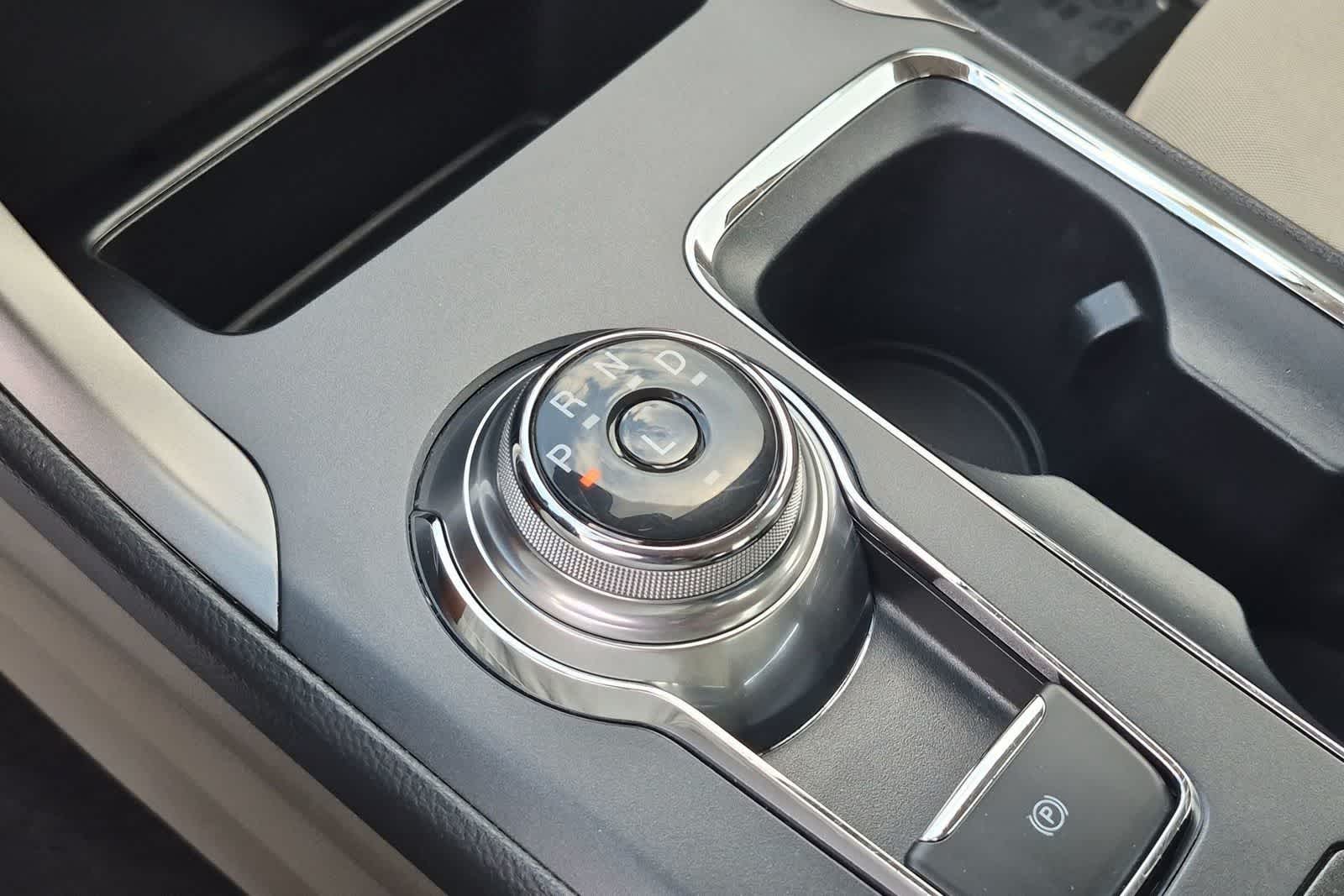 2020 Ford Fusion #29