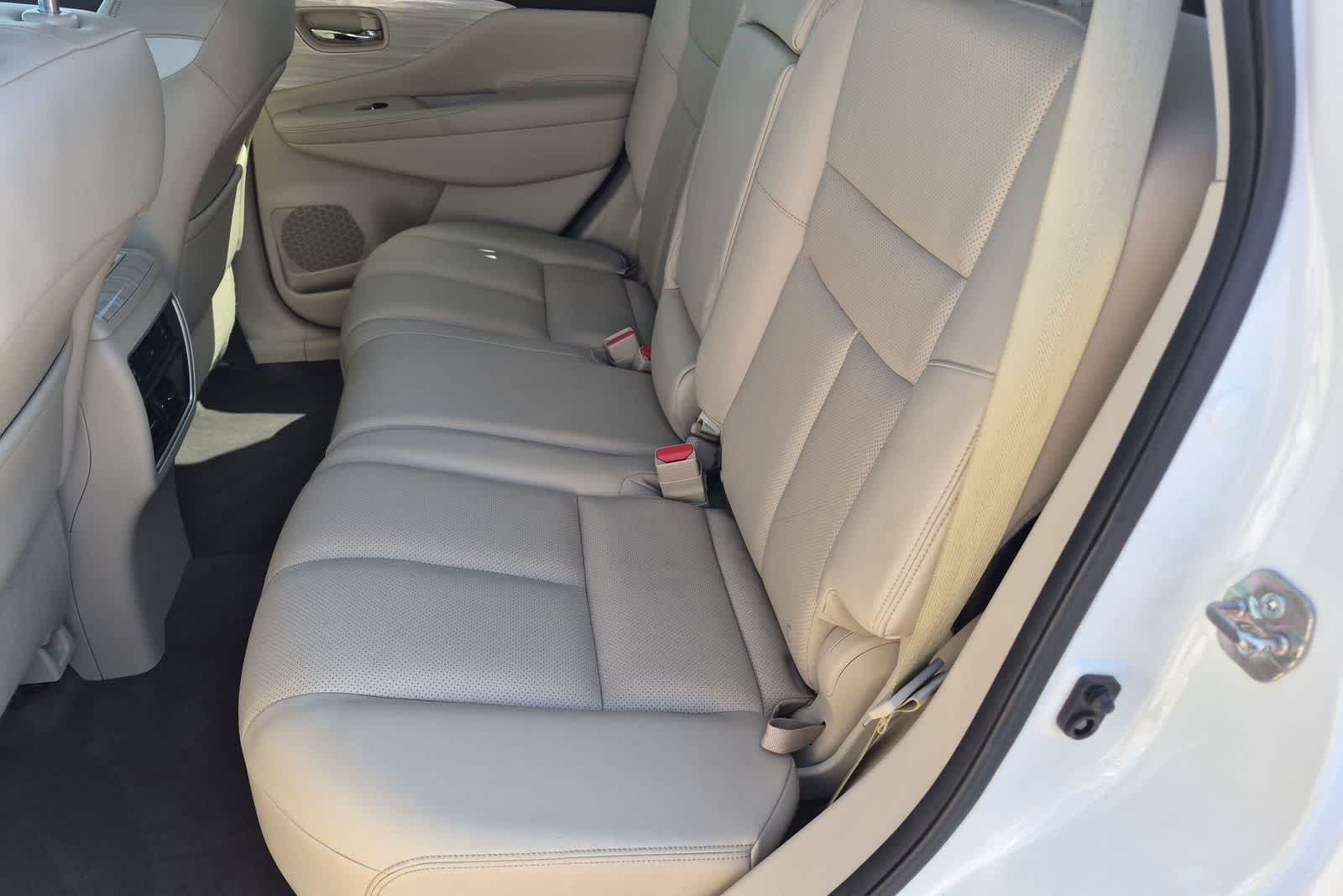 2016 Nissan Murano #18