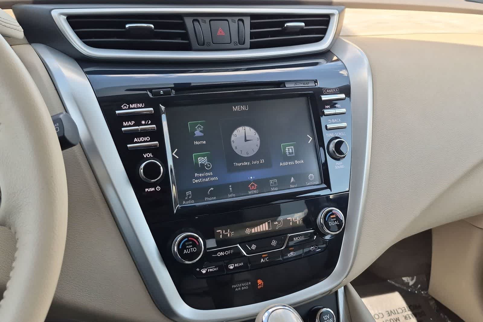 2016 Nissan Murano #26