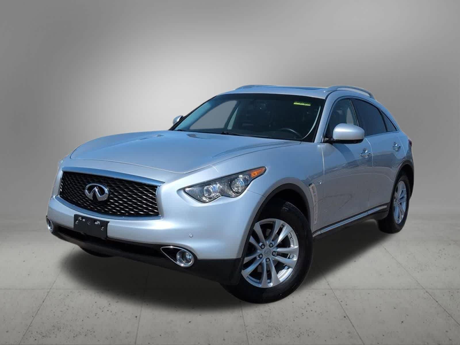 2017 INFINITI QX70