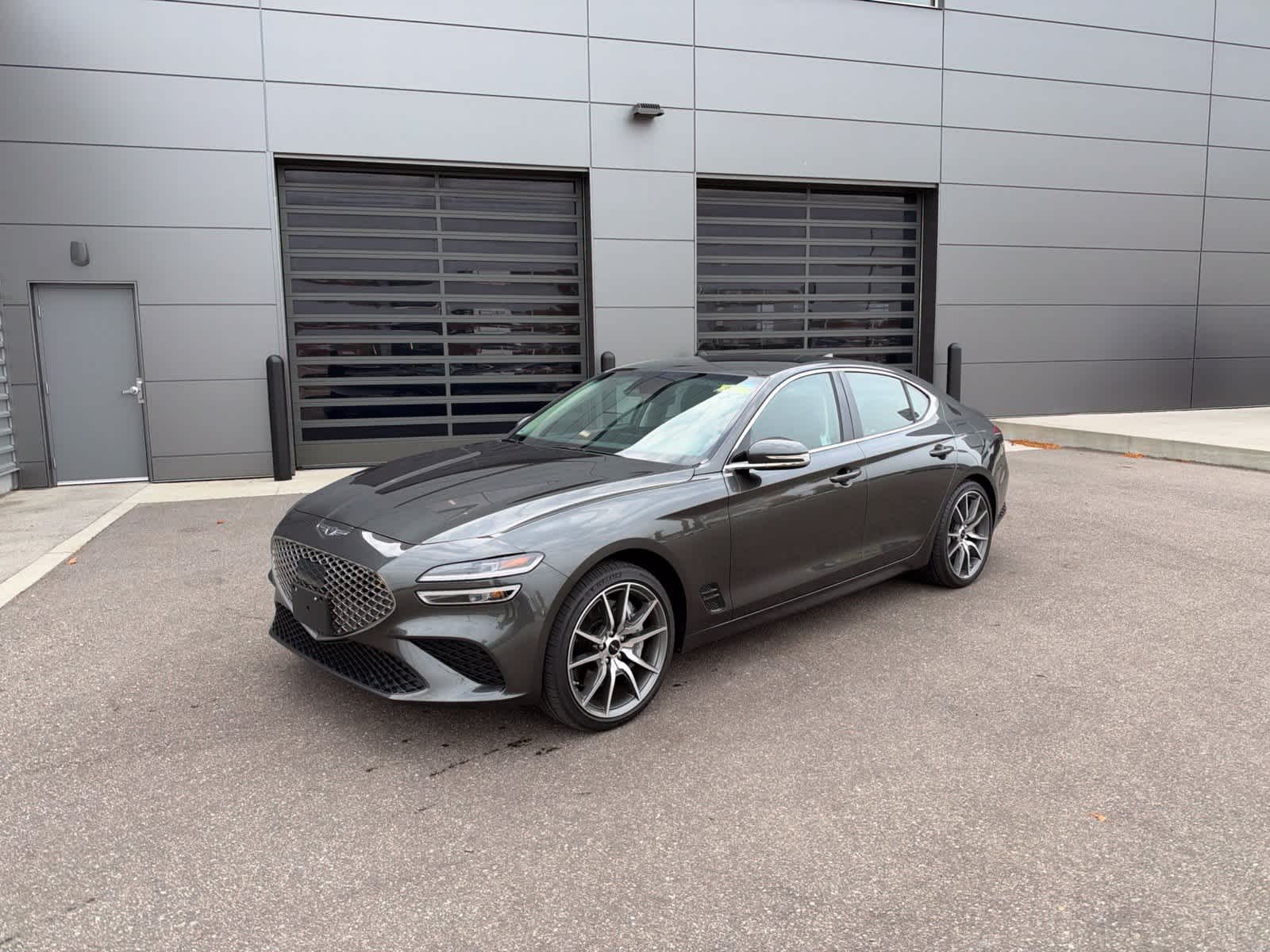 2025 GENESIS G70