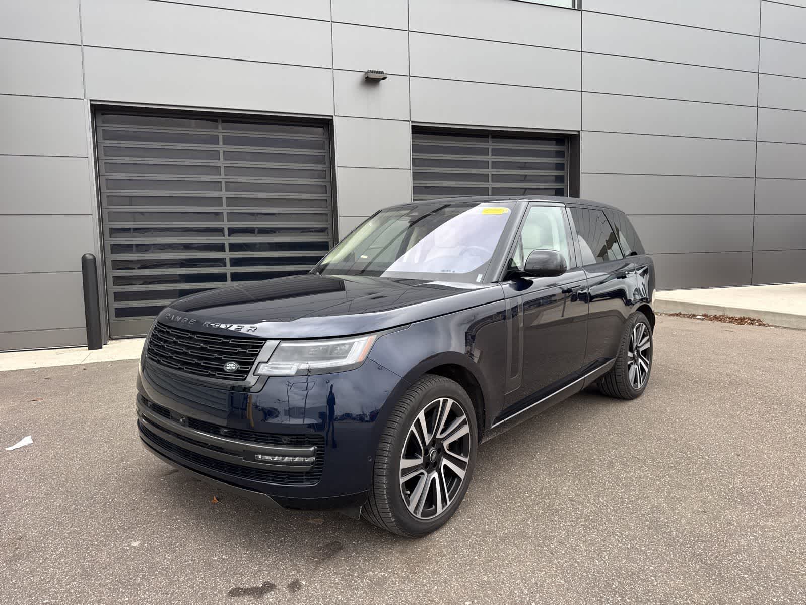 2023 Land Rover Range Rover P400 SE AWD