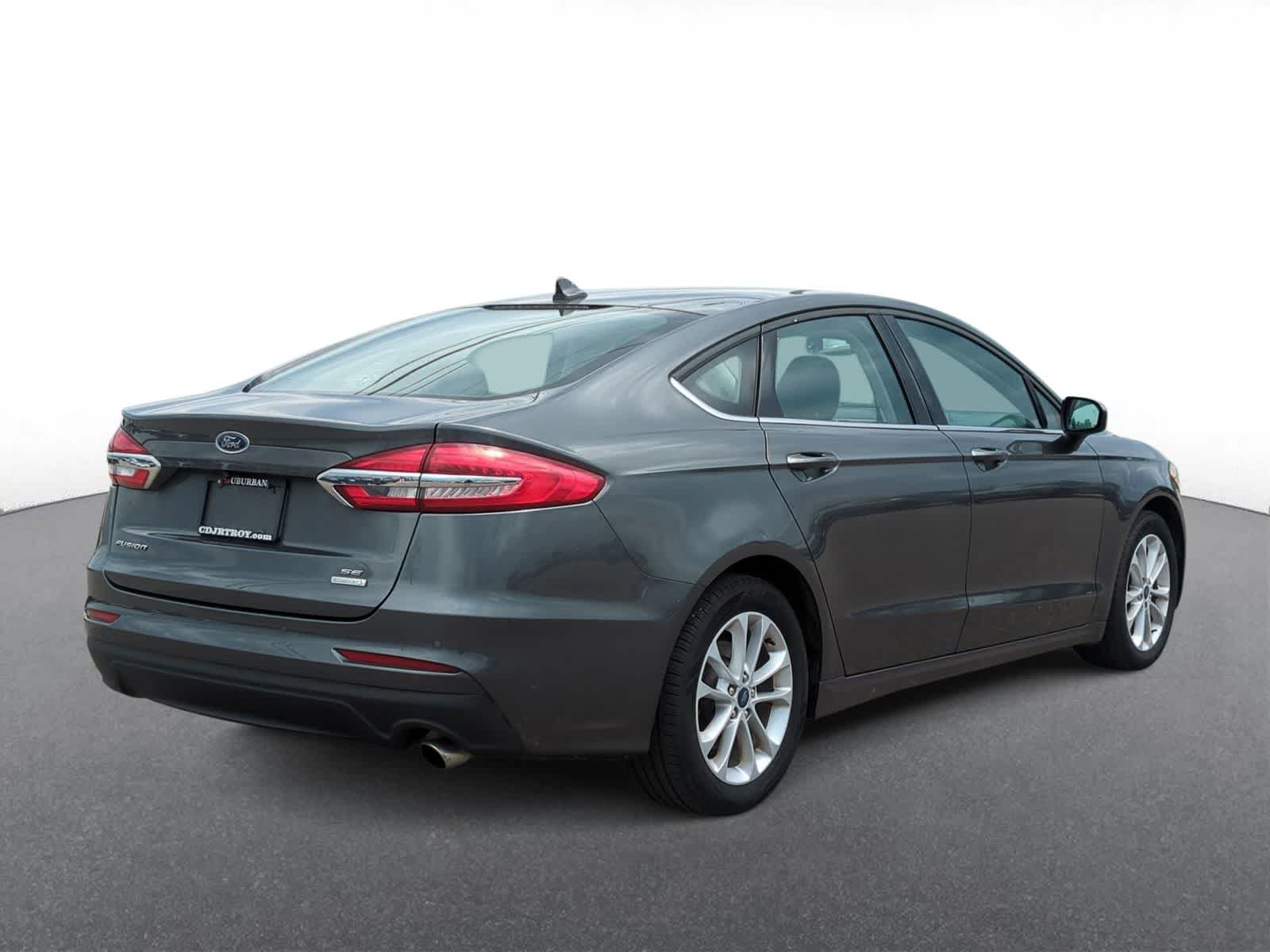 2020 Ford Fusion #8