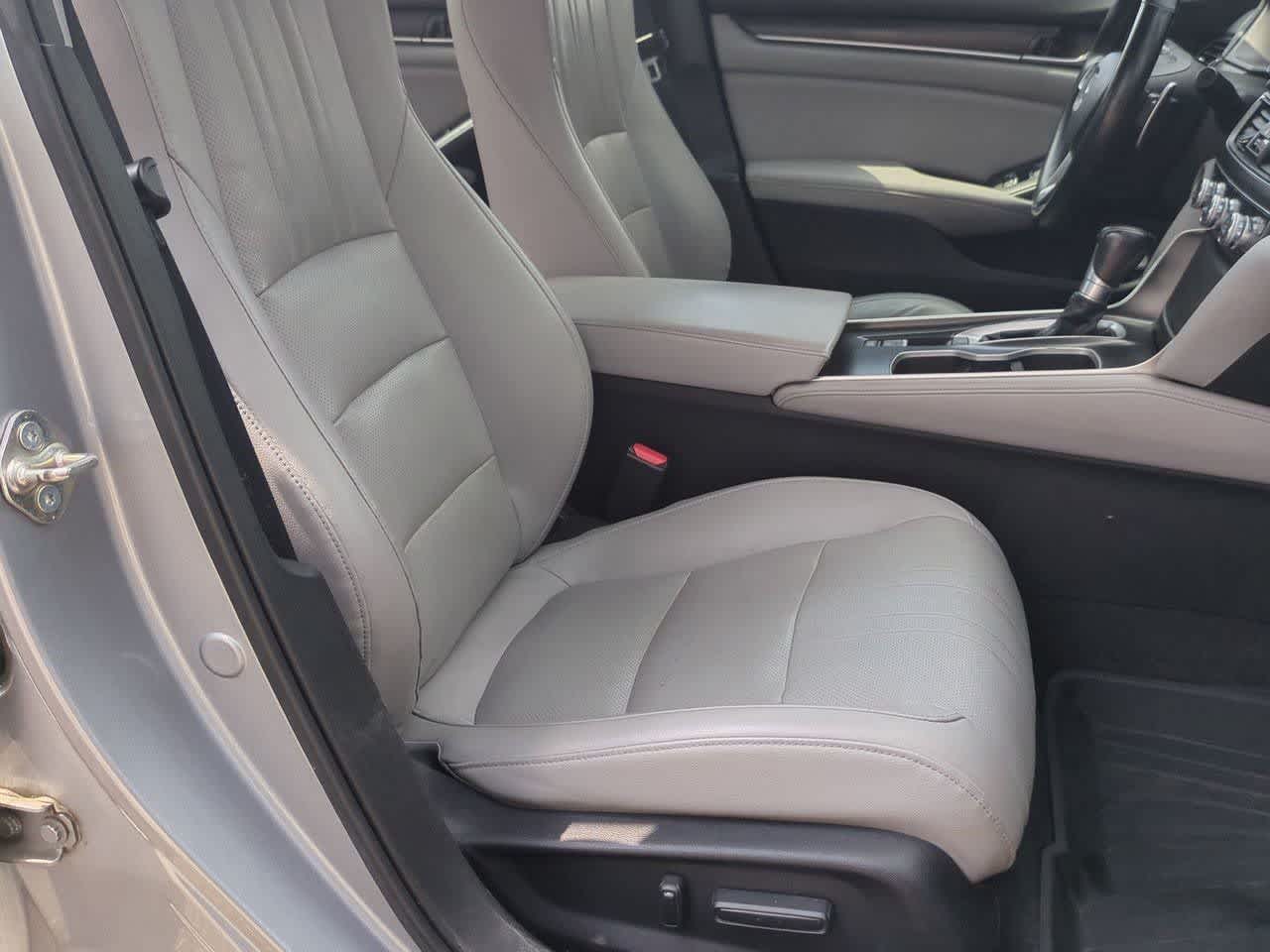 2018 Honda Accord #22
