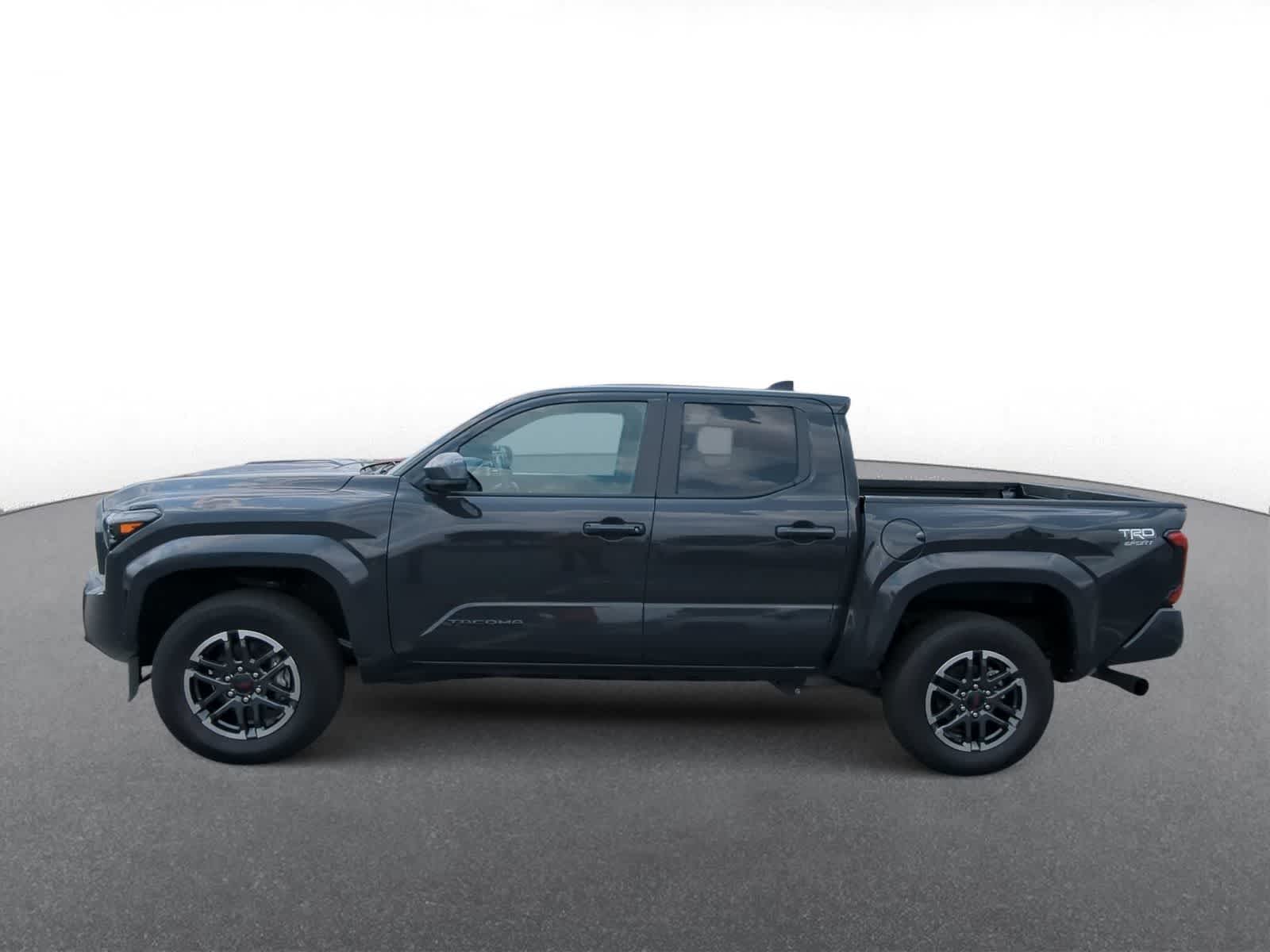 2025 Toyota Tacoma #5