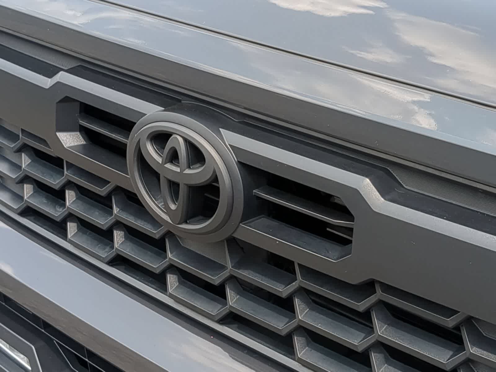 2025 Toyota Tacoma #12