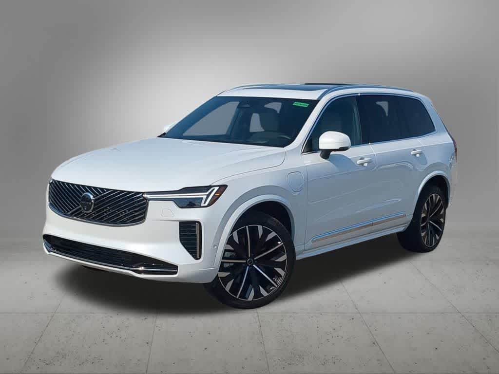 2026 Volvo XC90 Plug-In Hybrid