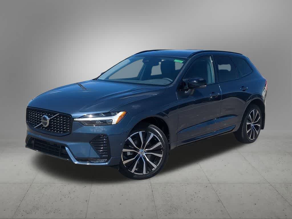 2024 Volvo XC60 B5 Plus Dark Theme AWD