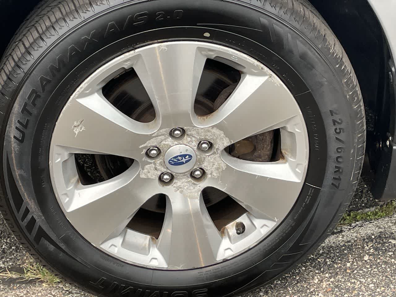 2011 Subaru Outback #33