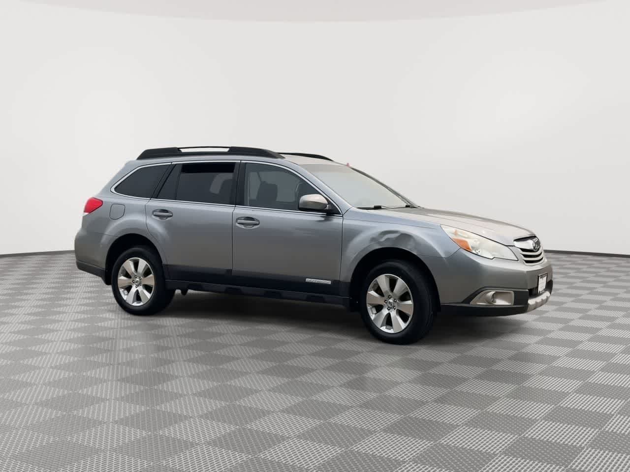 2011 Subaru Outback #2