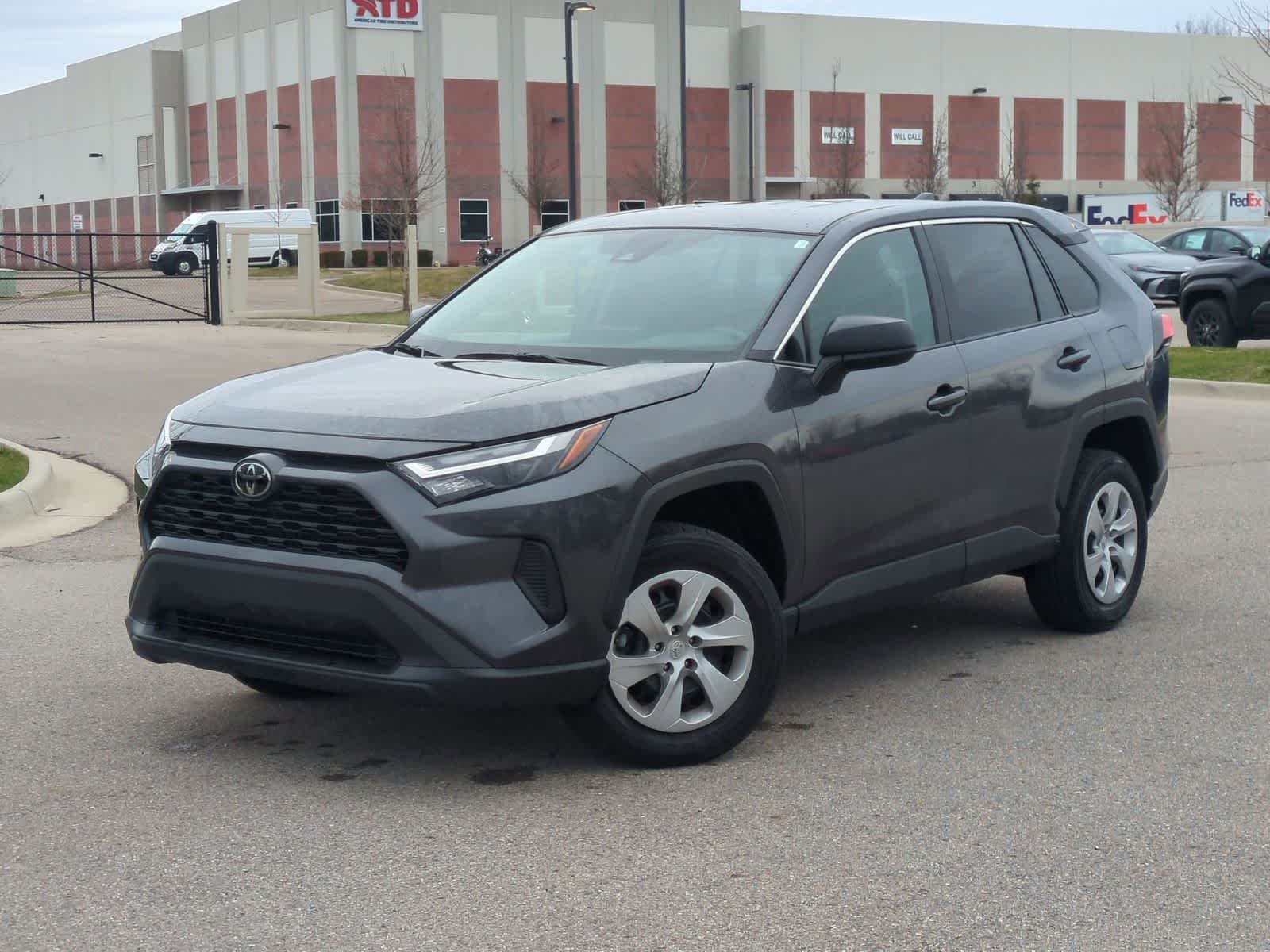 2023 Toyota RAV4 LE FWD
