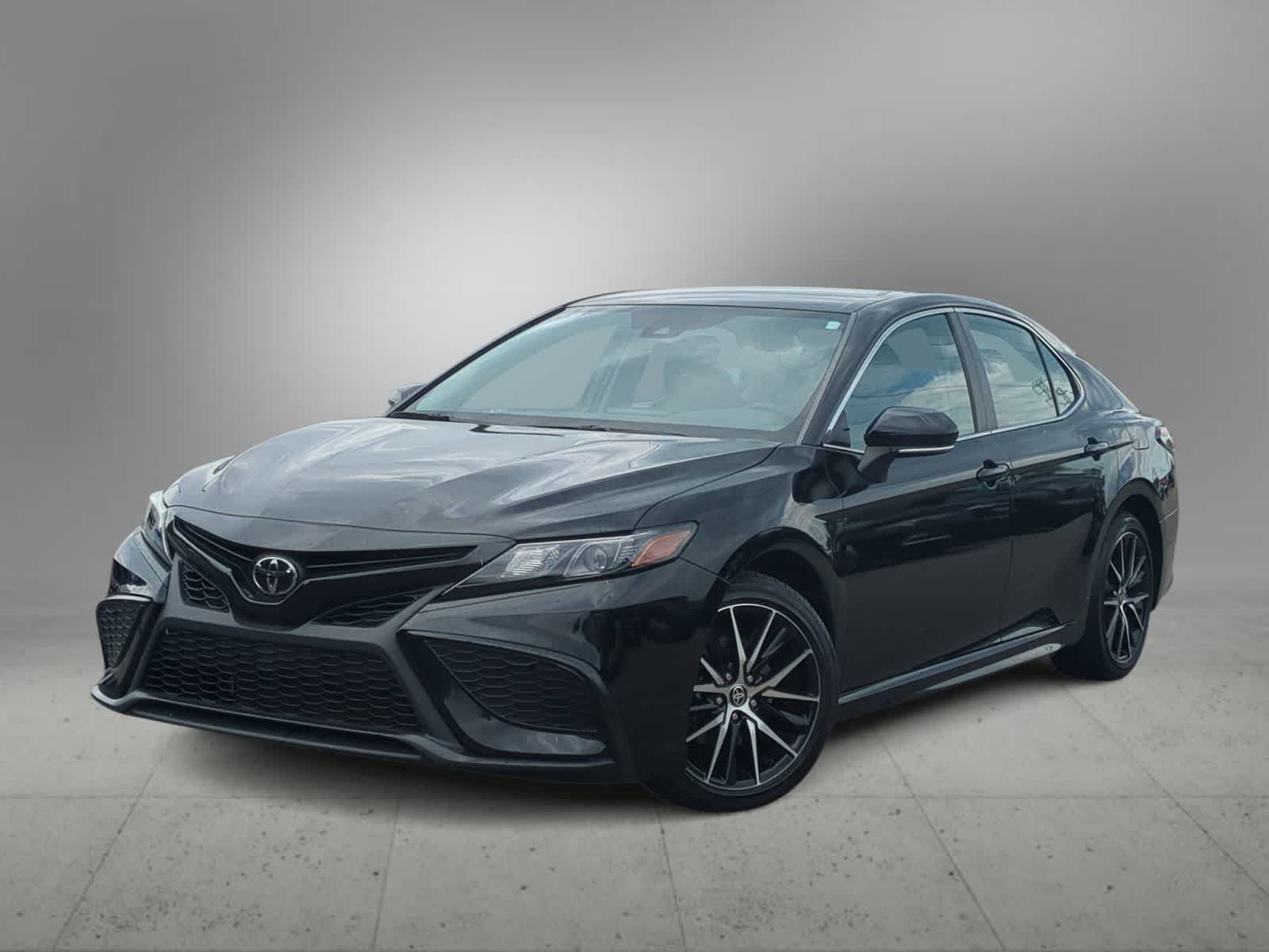 Midnight Black Metallic 2024 Toyota Camry Sedan Front-Wheel Drive 8-Speed Automatic