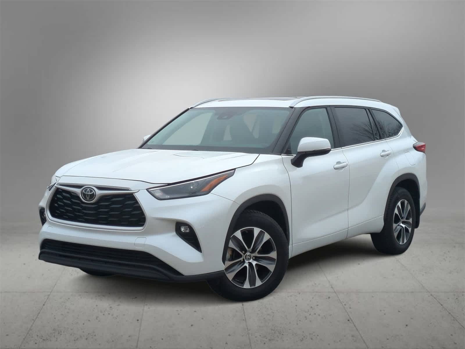 2023 Toyota Highlander XLE AWD