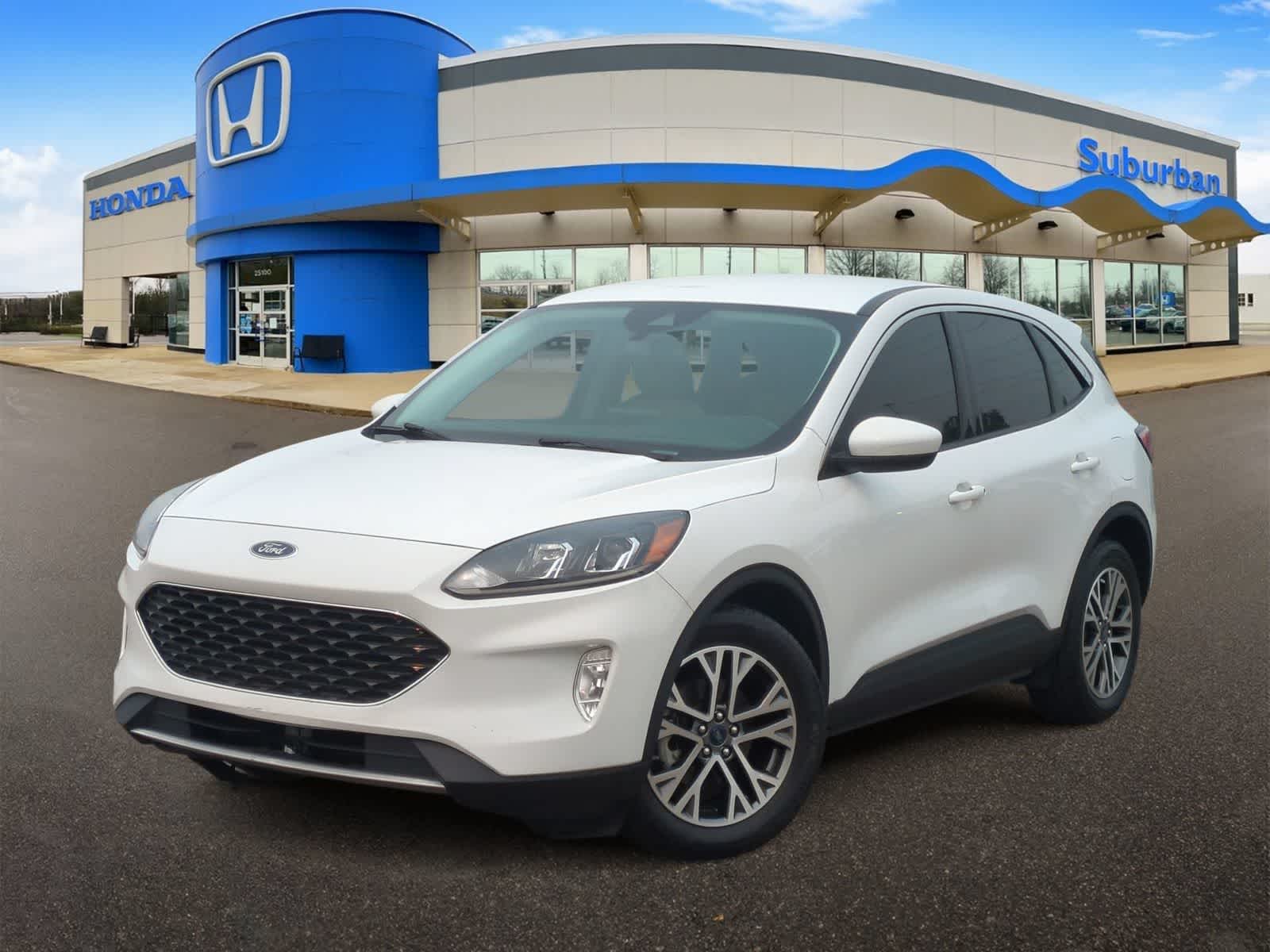 Oxford White 2022 Ford Escape Hybrid SUV / Crossover Front-Wheel Drive Continuously Variable Transmission