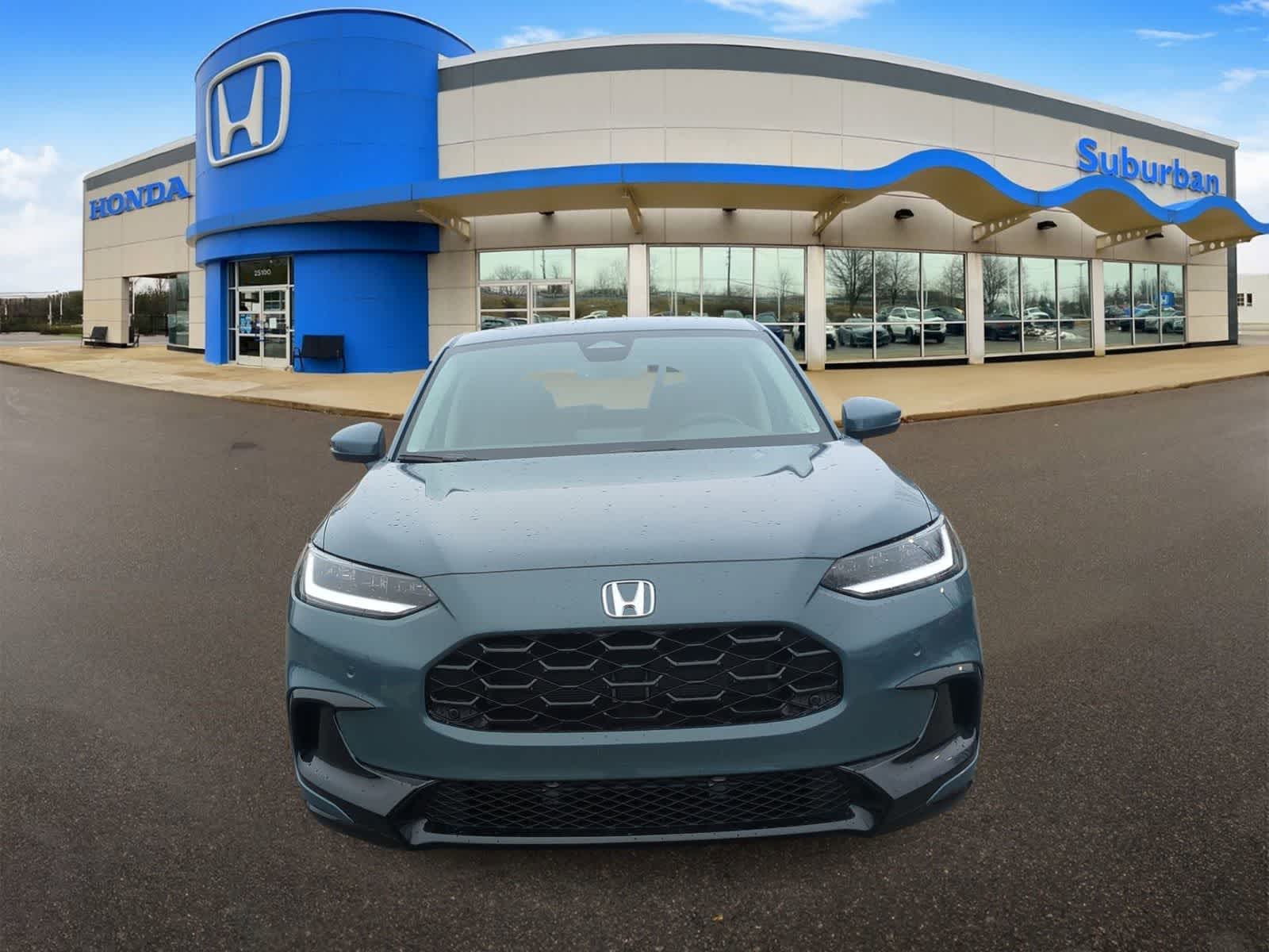 View vehicle photo 3