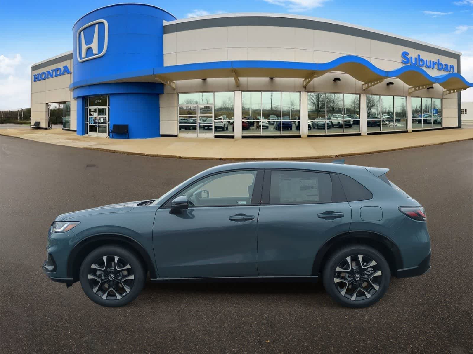 View vehicle photo 5