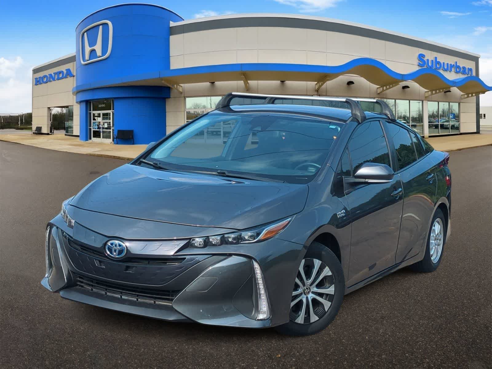 Magnetic Gray Metallic 2021 Toyota Prius Prime Hatchback Front-Wheel Drive Continuously Variable Transmission