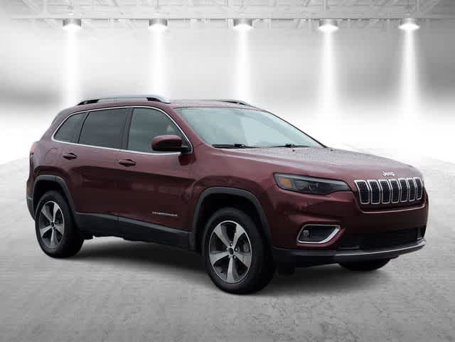 View vehicle photo 2