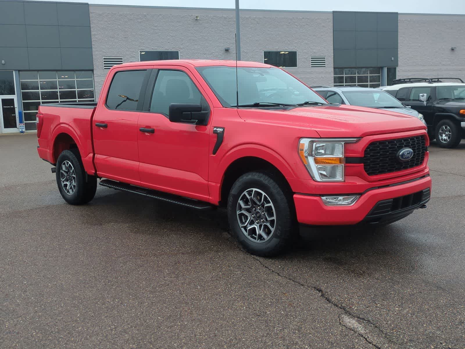 View vehicle photo 2